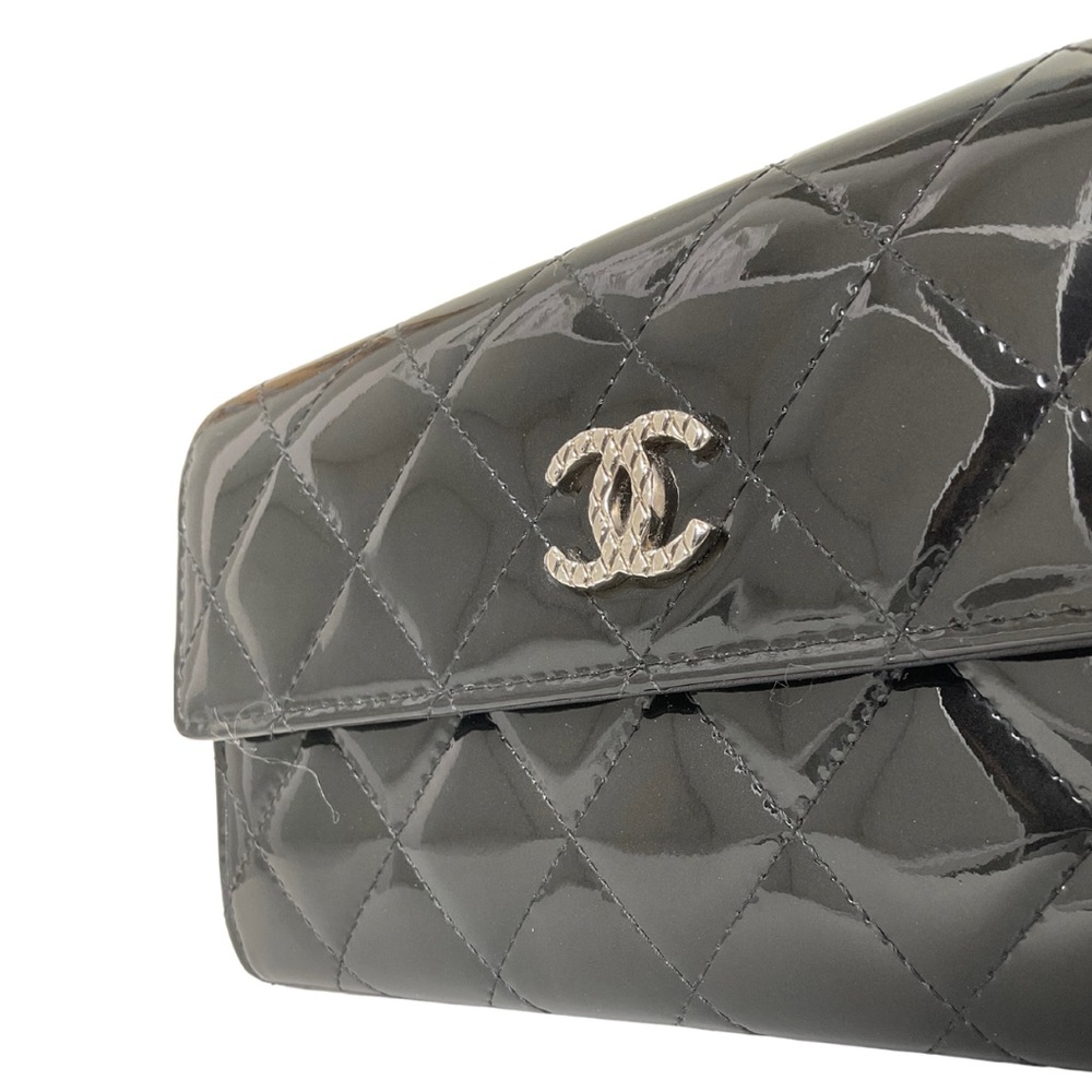 CHANEL Patent Quilted Flap Wallet Black